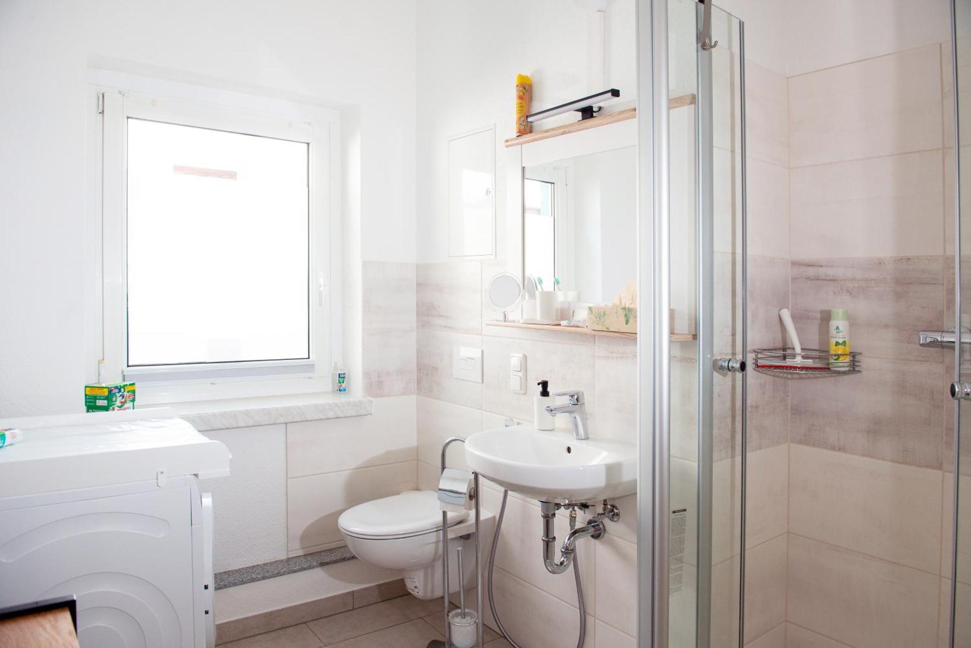 Savor Appartement 5 Personen 2 Schlafzimmer Babybett Netflix Balkon Zentrum 包岑 外观 照片